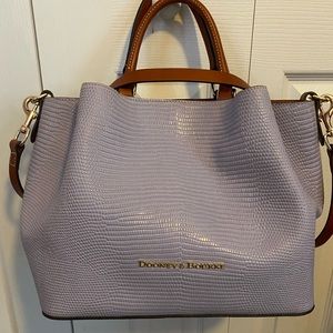 Dooney & Bourke City Large Barlow bag beautiful lilac color croc leather.